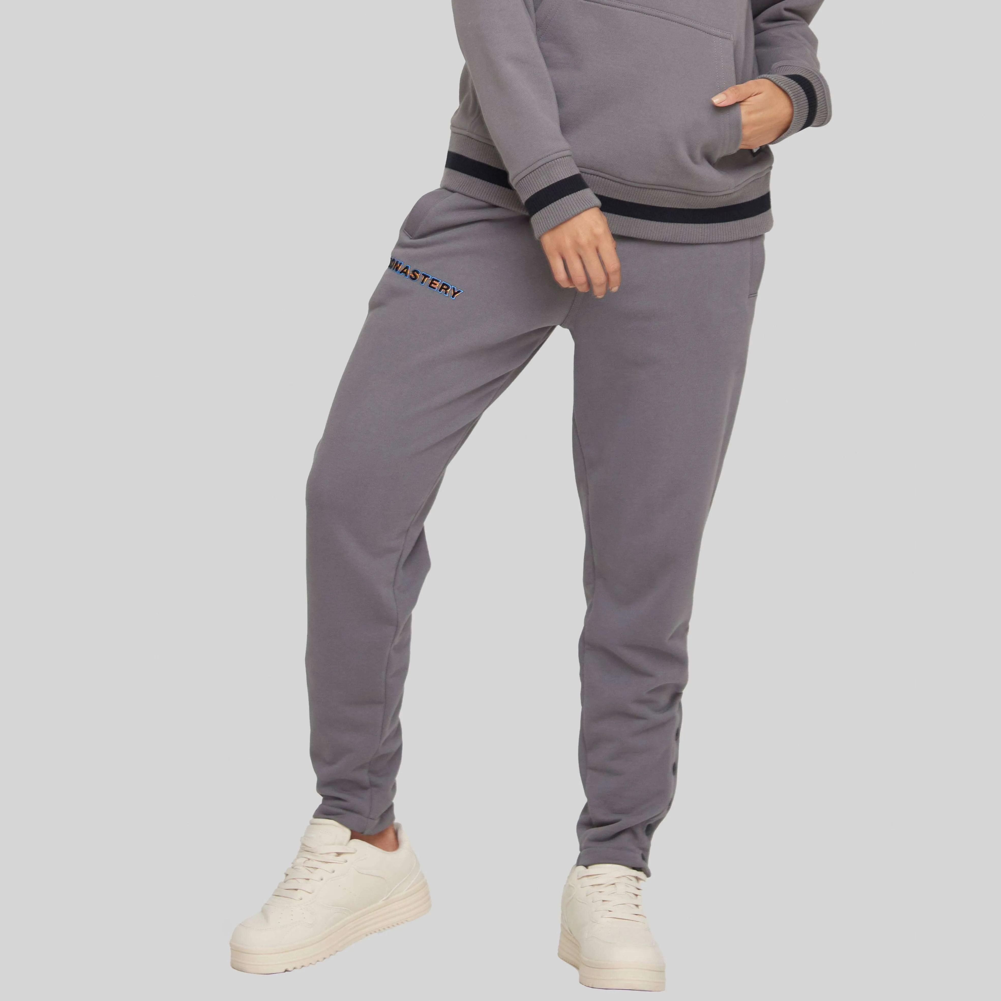 AQUILA GRAY JOGGER