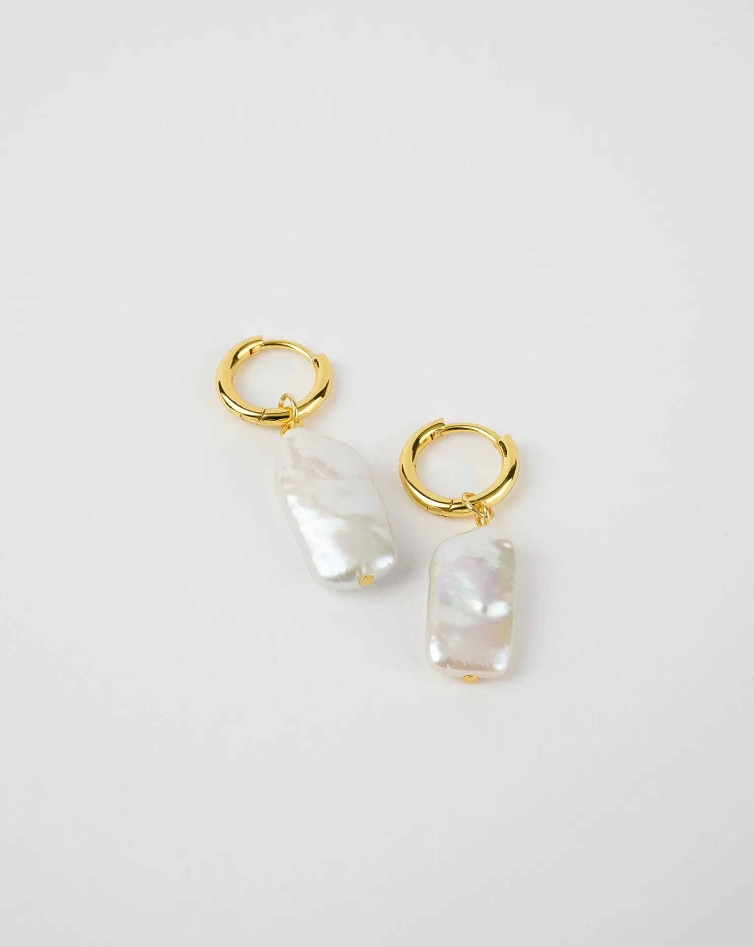 Elegant Rectangle Link Pearl Earrings - Freshwater Pearls, Luxurious Design