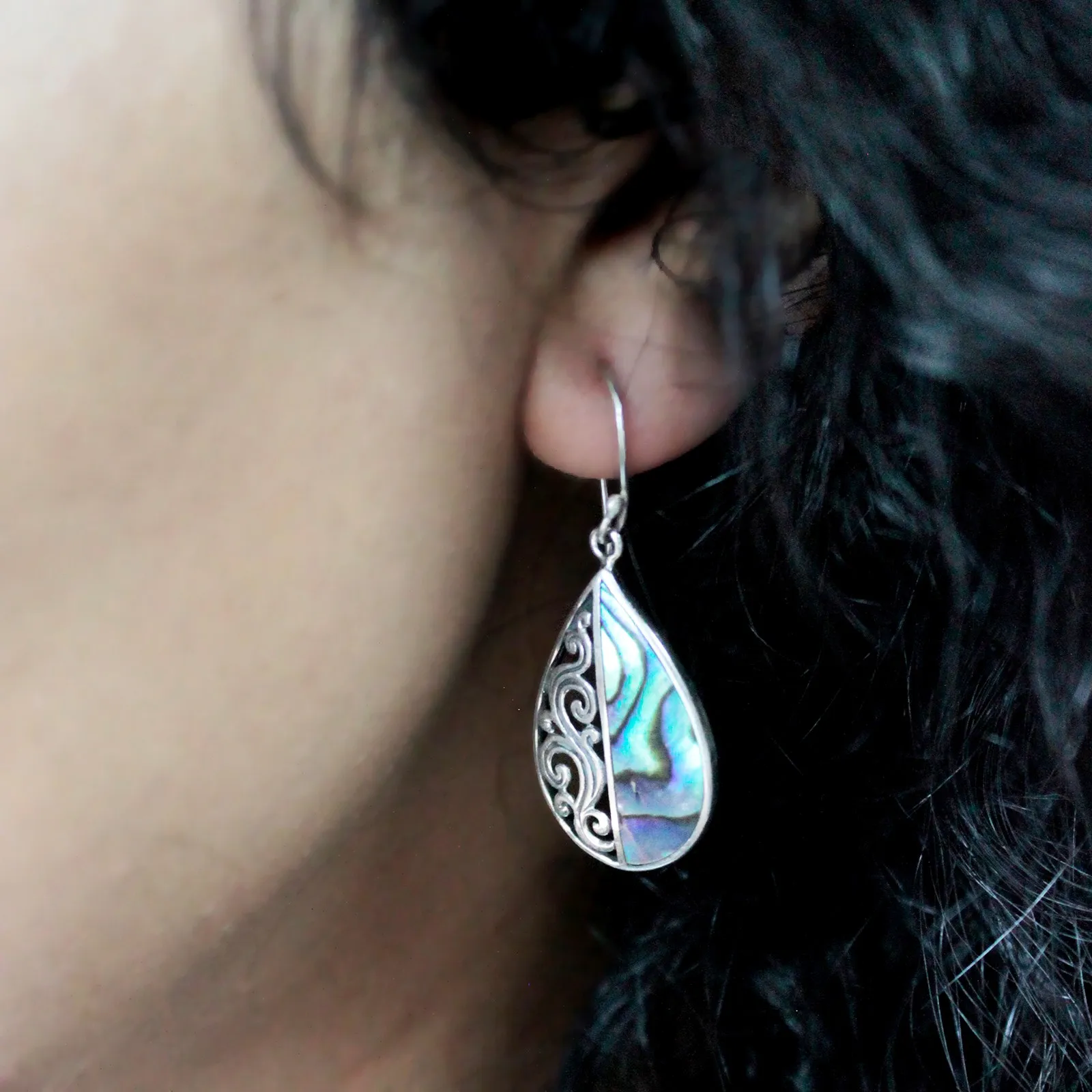 Elegant Shell & Silver Flower Earrings - Abalone Handcrafted in Bali