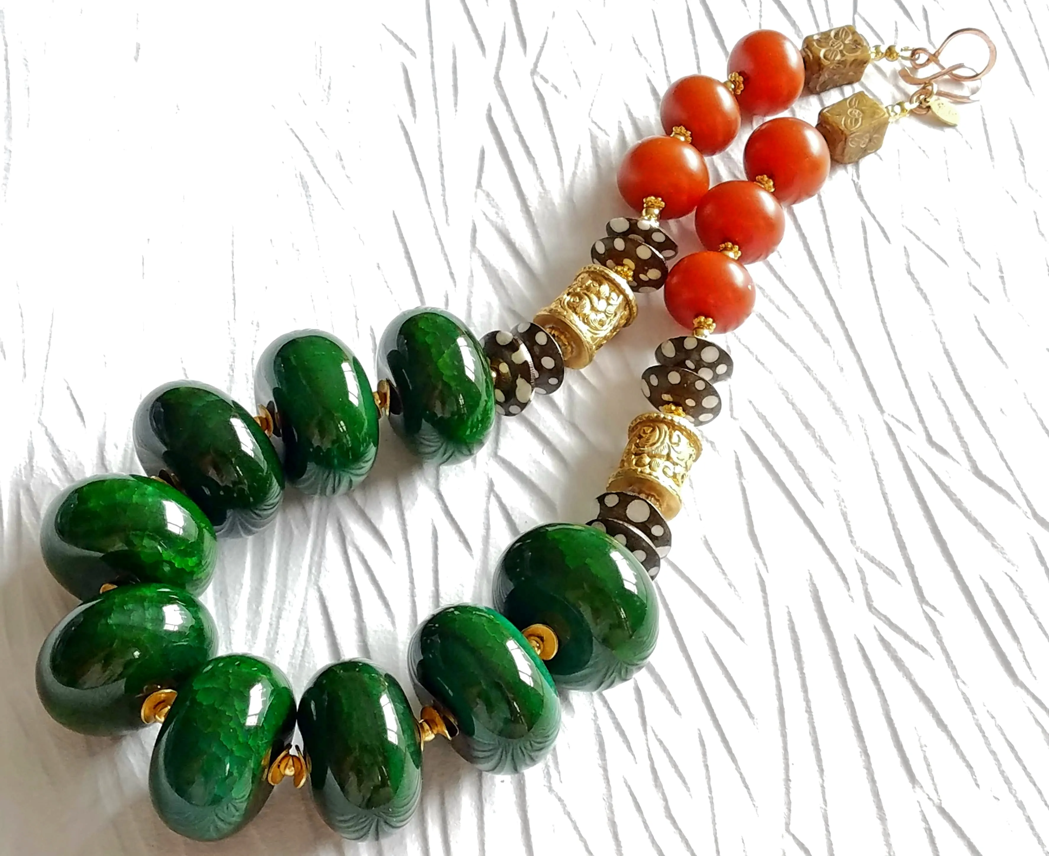 Emerald Jade Green Dragon Vein Druzy Agate Carved Brown Jade Gold Plated Bronze Orange Amber Resin Solid Copper Clasp Statement Necklace