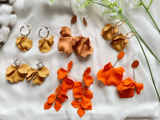 Orange caramel flower earrings | dangle petals golden bar baroque earrings | unique floral earrings | bridal party wedding earrings