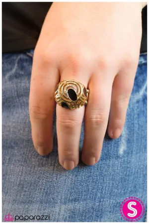 Paparazzi Ring ~ Super Nova - Gold