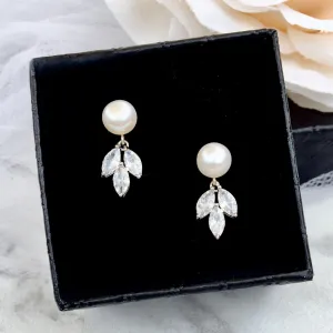 "Maitlyn" - Minimalist Pearl and Cubic Zirconia Bridal Earrings